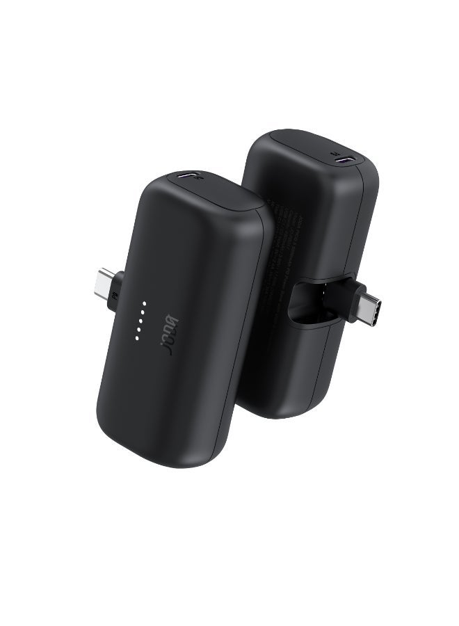 جودا بيكو 5 باور بنك 5000mAh PD مع موصل USB-C – أسود ⚡🔋  شاحن باور بنك 5000mAh مع تقنية الشحن السريع PD (10W) وموصل USB-C مدمج، يوفر شحنًا مدمجًا ومحمولًا لأجهزتك أثناء التنقل. مثالي للهواتف الذكية، الأجهزة اللوحية، والأجهزة الإلكترونية. تصميم خفيف الوزن ومثالي للسفر، مع شحن فعال في أي مكان! 🌍📱⚡ - Image 2