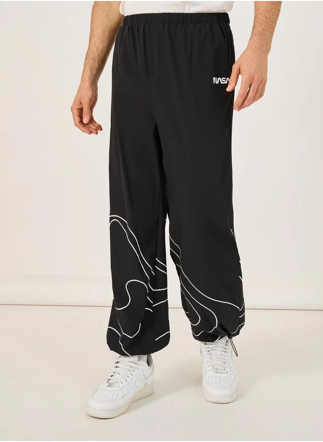 ستايلي NASA Print Parachute Track Pants with Toggle Cuffed