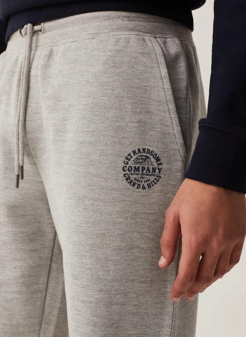 او في اس Ovs Bermuda Joggers With Grand&Hills Print