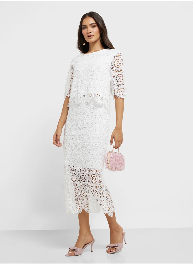 ايلا Lace Top & Skirt Set