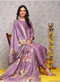 ISHIN Women Onion Pink Kurta Set With Dupatta  - Image 2