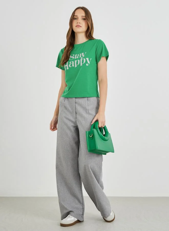 تايك تو تيشيرت بأكمام قصيرة بطبعة شعار خذ اثنتين