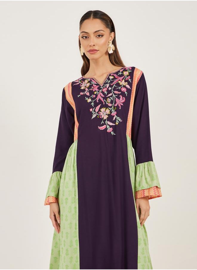 Maxim Creation Color Block Pleated Detail Jalabiya with Embroidery by Styli  - Image 3