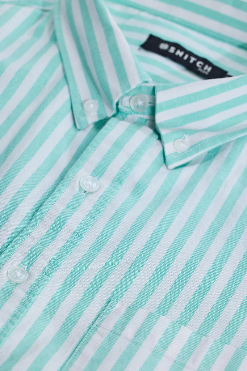 SNITCH قميص فورتوناتو مقلم بالنعناع مقاس كبير