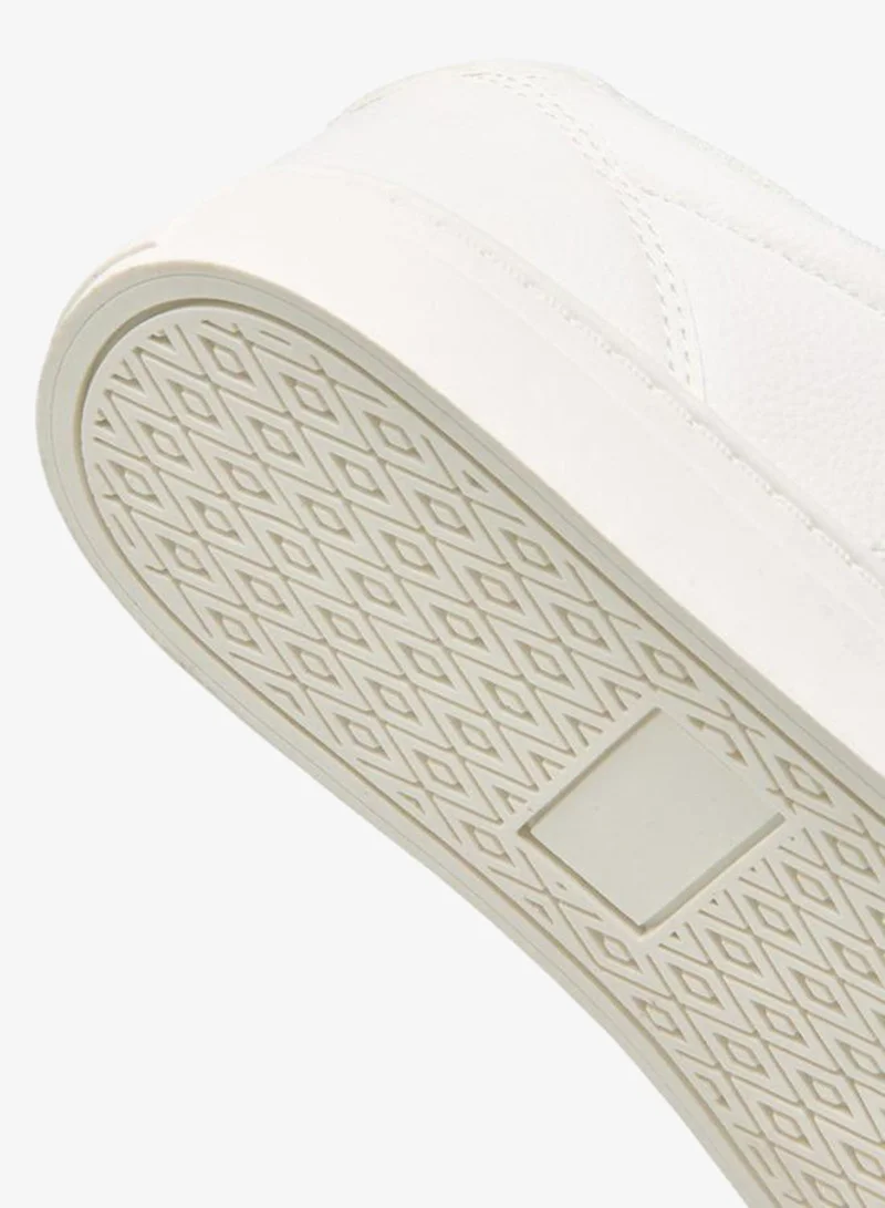 Dash Solid Lace-Up Sports Shoes