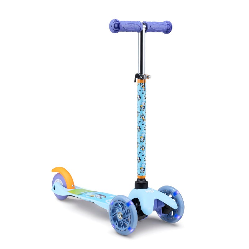 VOYAGER Bluey Self Balancing Kick Scooter with Light Up Wheels, Extra Wide Deck, 3 Wheel Platform, Foot Activated Brake, 75 lbs Limit, Kids & Toddlers Girls or Boys, for Ages 3 and Up - Image 1