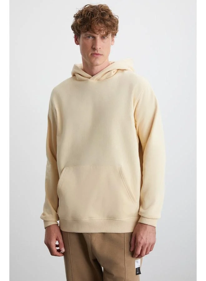 GRIMELANGE Cartmel Men's Knit 3‑Yarn Relaxed Fit Comfortable Style Kangaroo Pocket Hooded Beige Sweatshirt