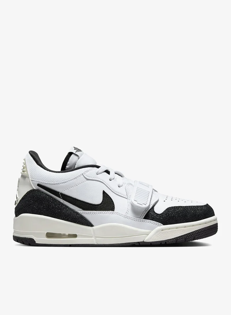 WMNSAIRJORDANLEGACY312LOW