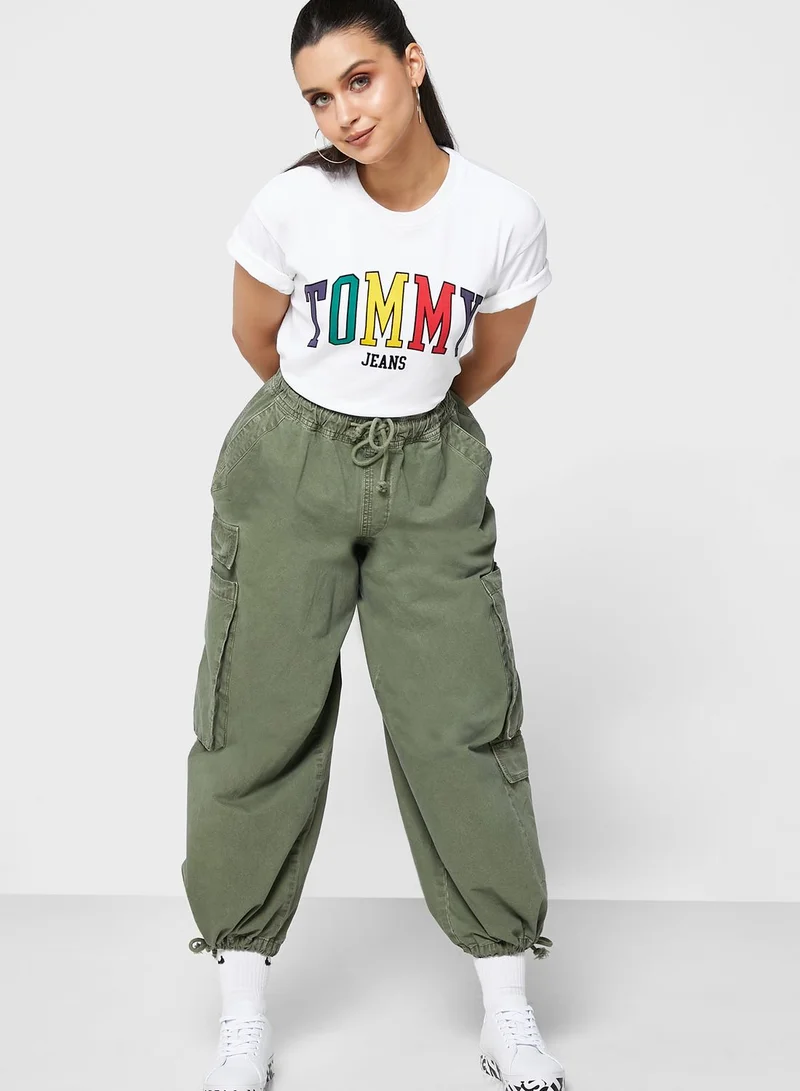 TOMMY JEANS Round Neck Graphic T-Shirt