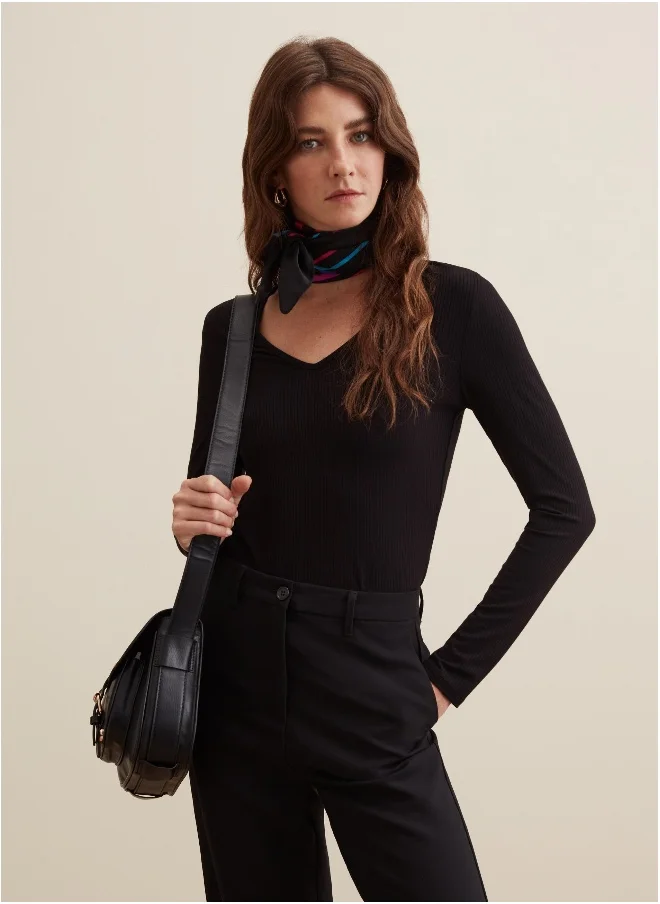 او في اس Ovs Long-Sleeved T-Shirt With V Neck