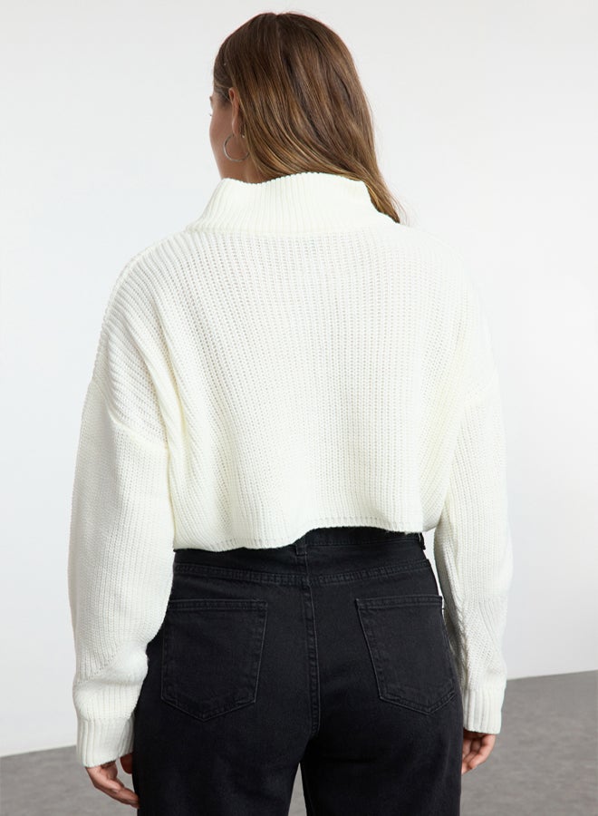 trendyol Super Crop Ecru Knitwear Sweater  Zippered - Image 4