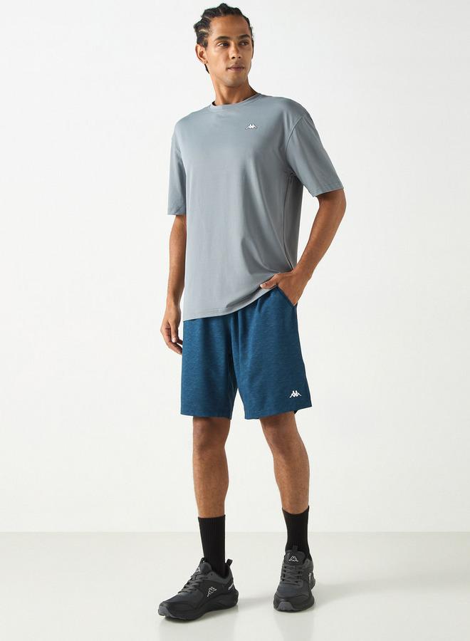 كابا شورت بخصر مطاطي وجيوب وطبعات شعار من كابا - Image 3