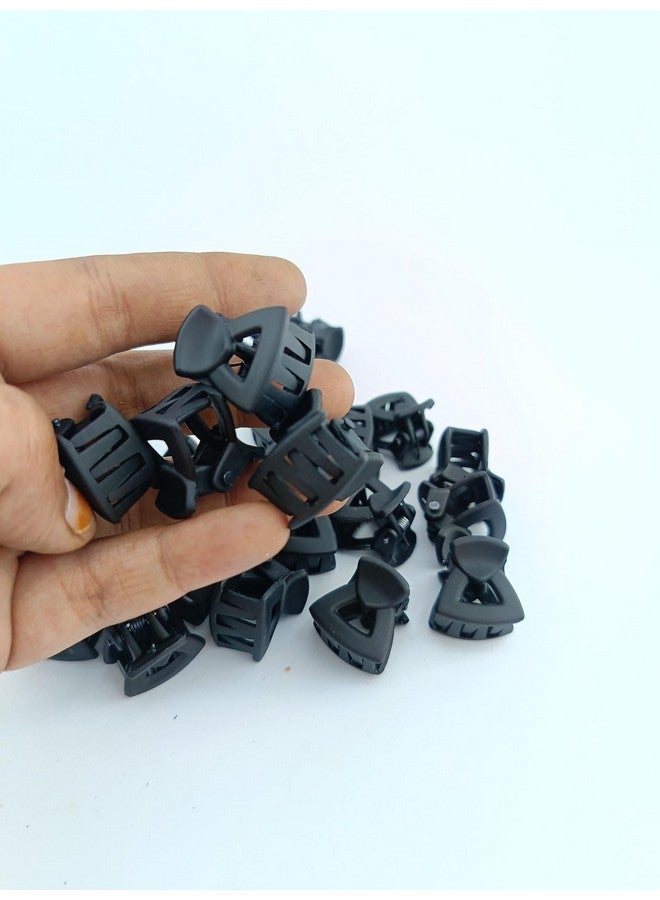 ادفانسد إستور مشابك شعر/مخالب صغيرة باللون الأسود للفتيات والنساء - حقيبة شعر صغيرة الحجم على شكل فراشة ومشابك شعر للنساء - عبوة من 24 قطعة - Image 4