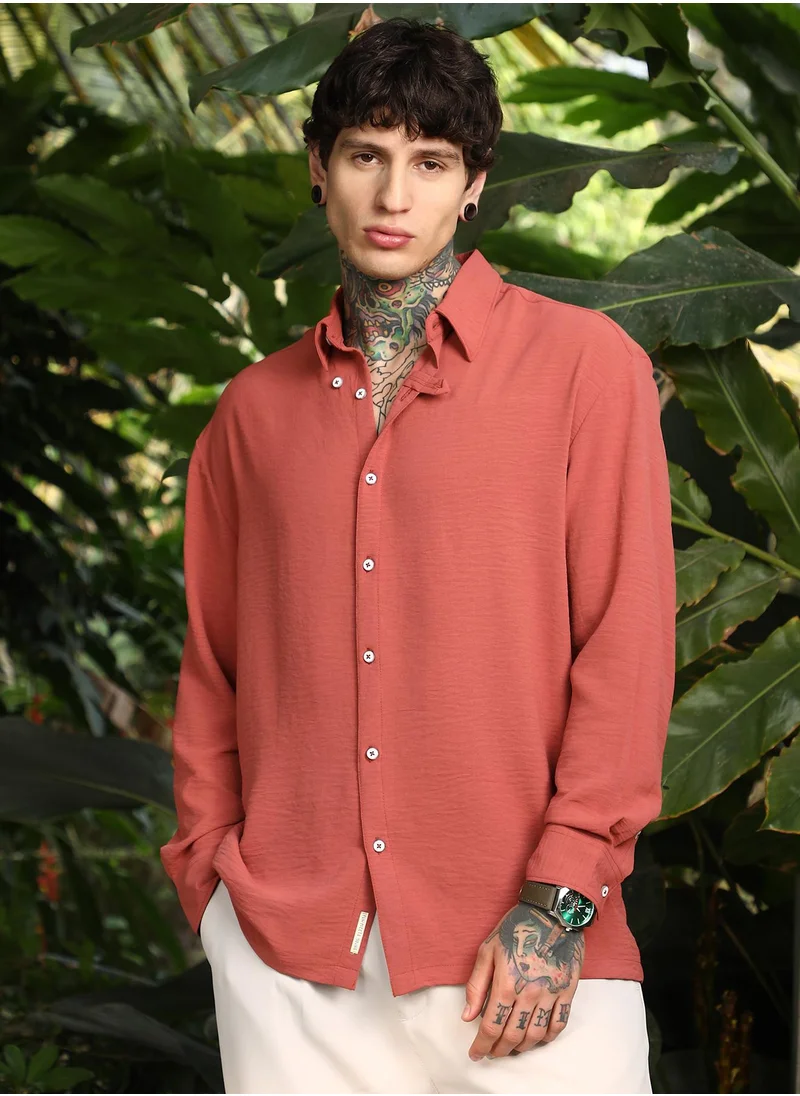 كامبوس سوترا Men's Coral Orange Breezy Wrinked Shirt For Casual Wear | Spread Collar | Long Cuffed Sleeves | Button Closure | Shirt Crafted With Comfort Fit For Everyday Wear