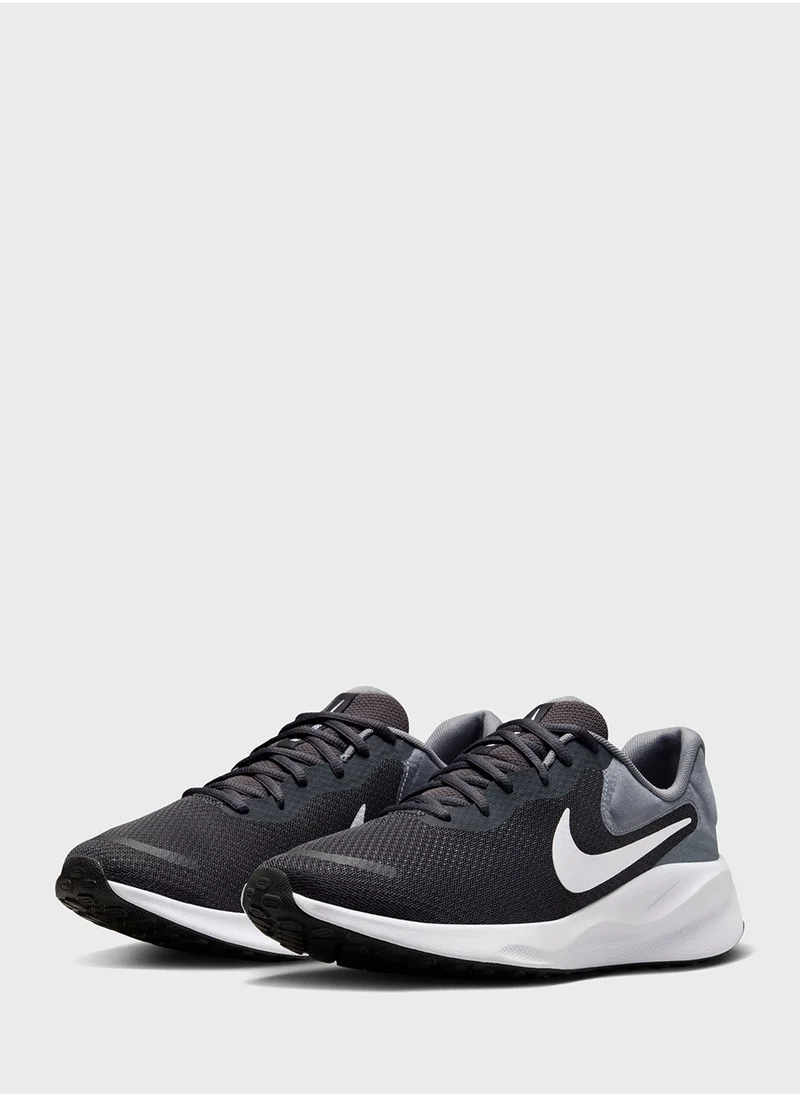 Nike NIKE REVOLUTION 7
