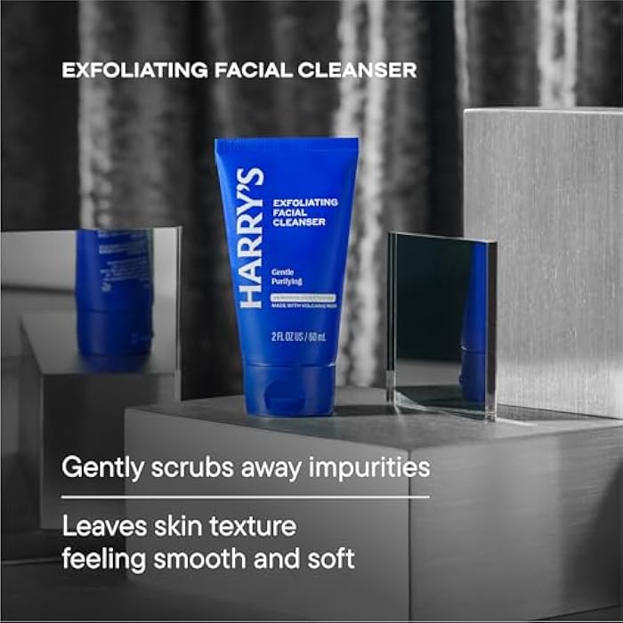 Harry's مجموعة هدايا هاري المحدودة لموسم العطلات للرجال، أساسيات العناية بالبشرة للرجال (60 مل غسول وجه مقشر، لوشن وجه يومي مع SPF 15، لوشن ليلي مرطب)  - Image 4