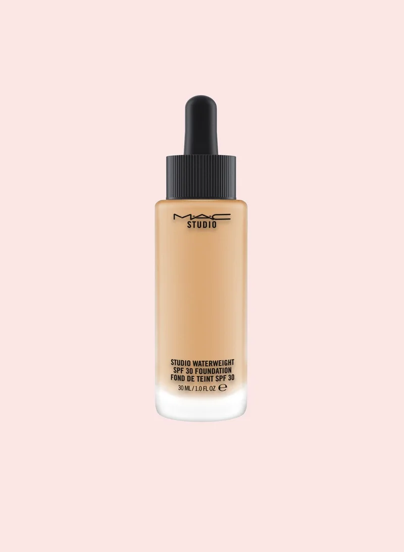 MAC Cosmetics Studio Waterweight SPF 30 Foundation - NC42
