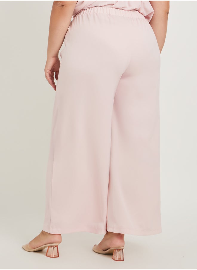 Styli Plus Size Solid Elasticated Waistband Wide Leg Pants  - Image 4