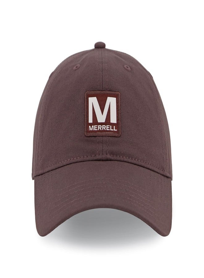 ميريل قبعة ميريل المصنوعة من قماش قطني مزين برقعة، مزودة بإبزيم بلاستيكي خلفي، وخاصية امتصاص الرطوبة لراحة تدوم طوال اليوم - Image 1