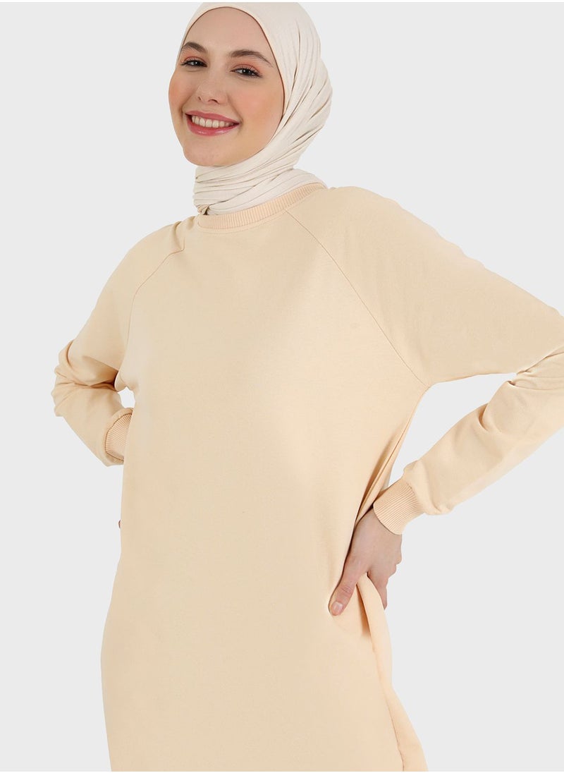 Refka by modanisa - Round Neck Longline Sweatshirt - Image 1