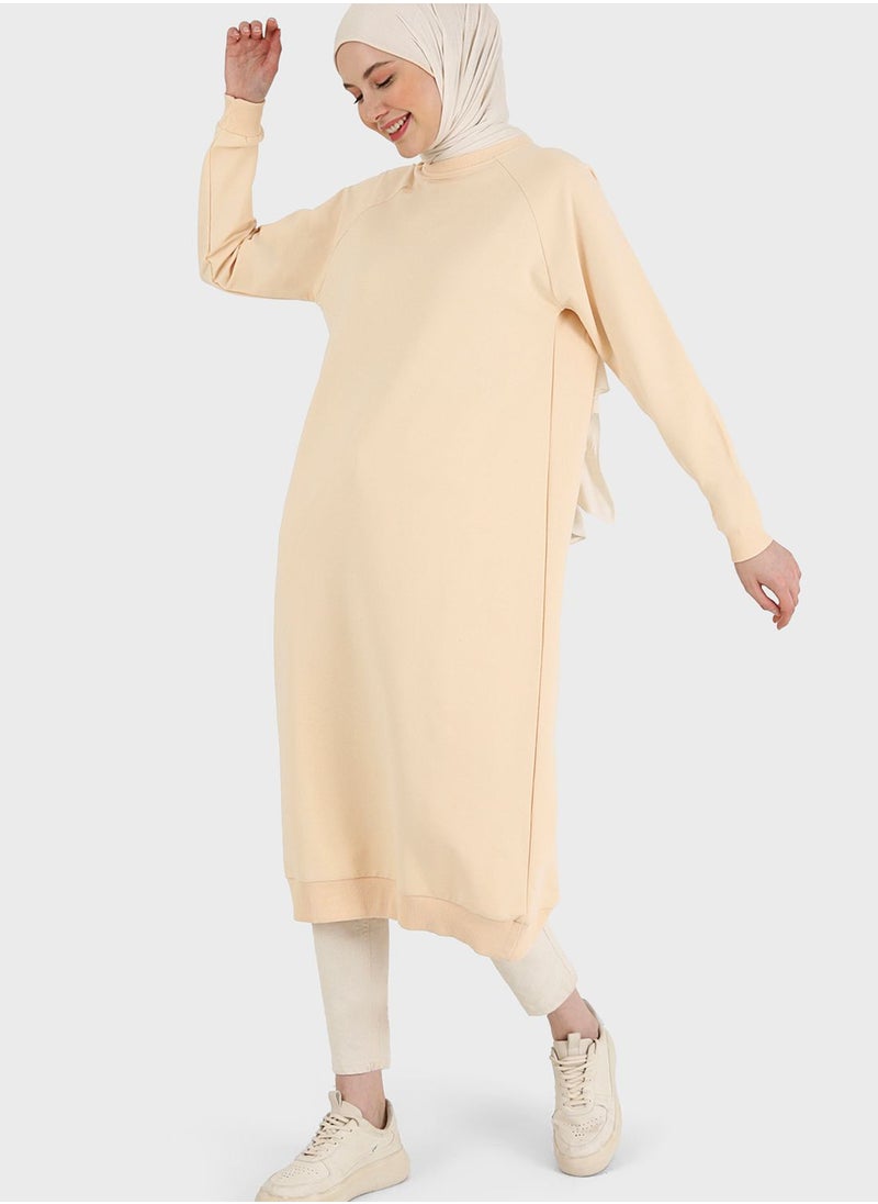 Refka by modanisa - Round Neck Longline Sweatshirt - Image 1