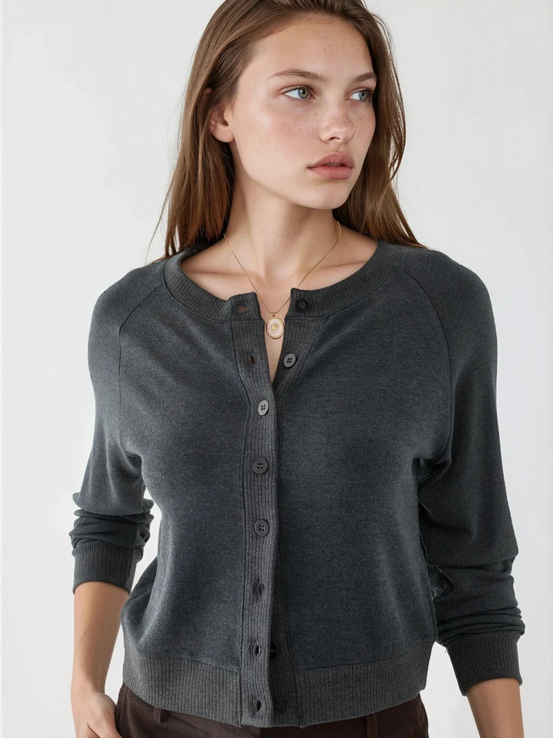 بوسيم BUSEM Crew Neck Buttoned Cardigan