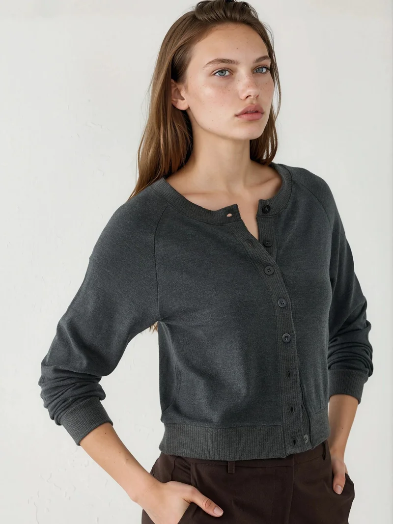 بوسيم BUSEM Crew Neck Buttoned Cardigan