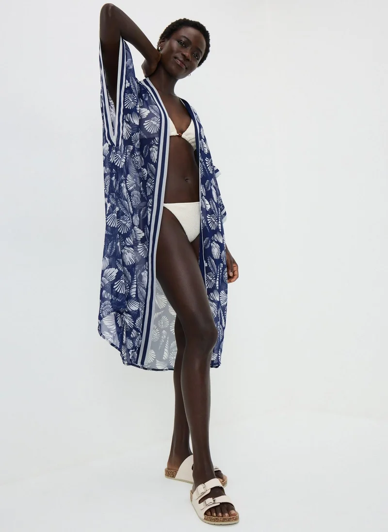 ماتلان كيمونو بطبعة صدف أزرق داكن