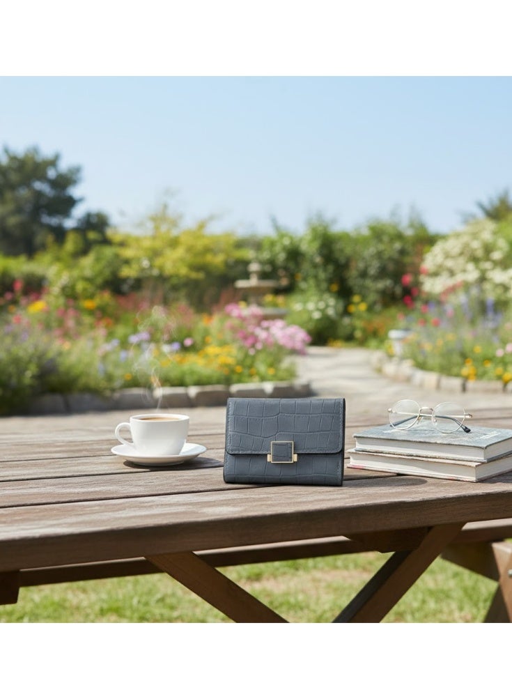 zoba Luxury women's wallet made of high-quality faux leather with an elegant pattern - gold metal clasp gives a touch of luxury - smart interior organization for cards, cash and bills (grey color) - Image 5