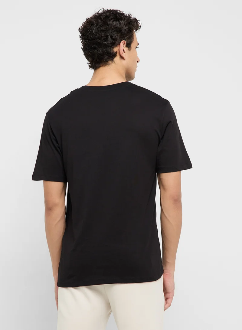 جاك اند جونز Jortavira Crew Neck Printed T-Shirt