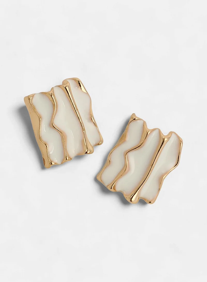 SOHI Contemporary Artificial Stud Earring Jewellery