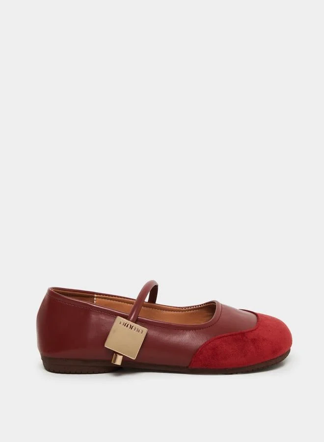 Take Two Round Toe Metal Buckle Strap Flat Shoes