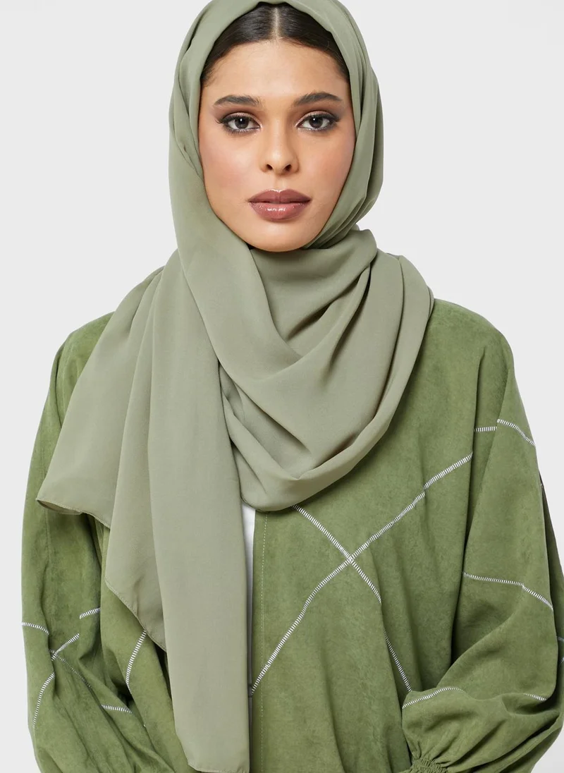 Moistreet Balloon Sleeve Stripe Detail Abaya