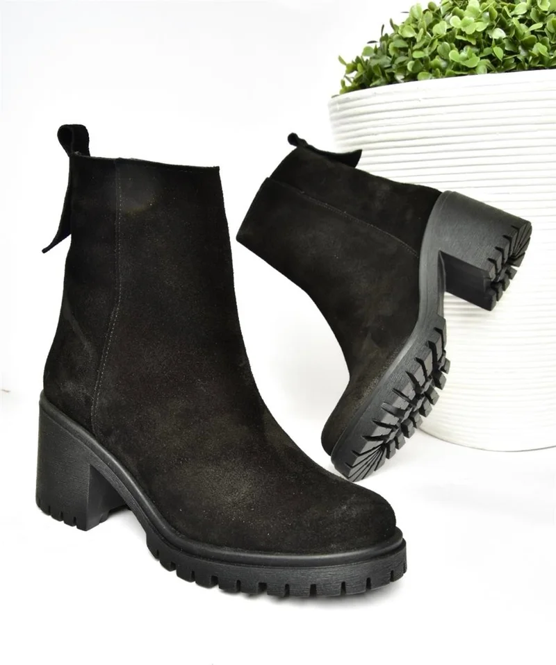 Fox Shoes R654006502 Black Suede Thick Heeled Women's Boots