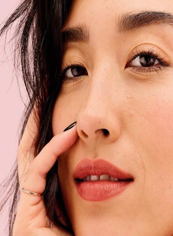 بينيفت كوزمتكس بلوش تينت مرطب شفاه مطفي 6 مل - درجة اللون 10 فرنش توست (بني أرجواني) - مرطب شفاه مطفي ناعم يدوم طويلاً - Image 2