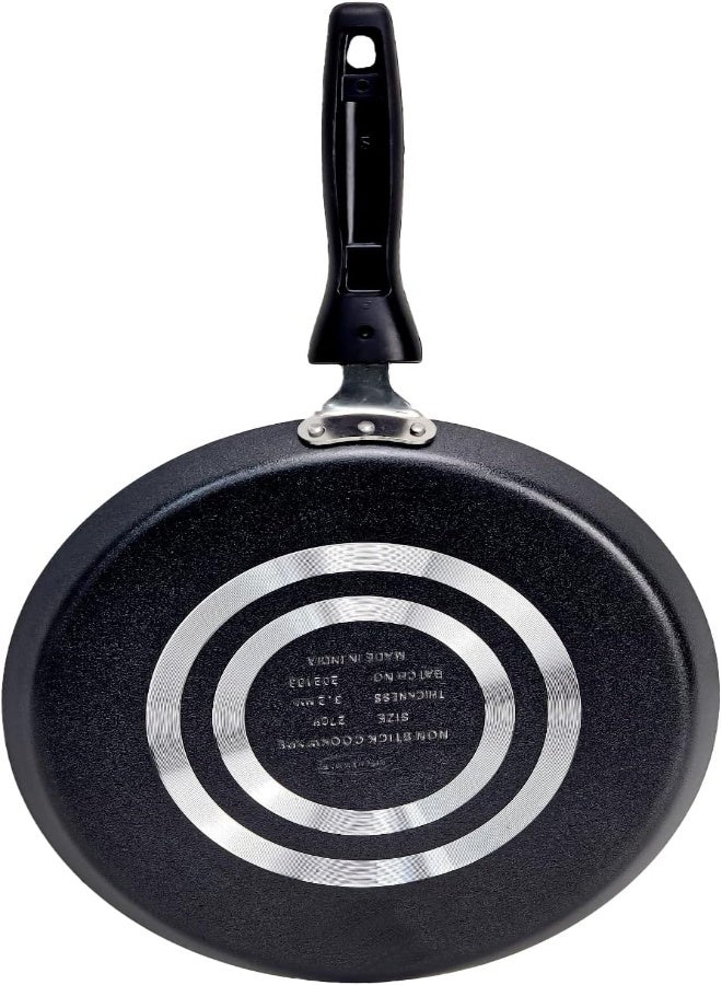 AKDC مقلاة دُوسا دائرية متعددة الاستخدامات من كيتشن مارك مصنوعة من الألمنيوم مع مقابض مقاومة للحرارة، مقالي طهي غير لاصقة، آمنة للاستخدام في الفرن، لون أسود (S - 27 سم) - Image 3