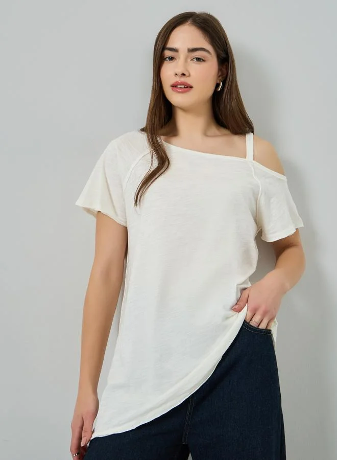 Styli White Asymmetric Shoulder Knit Top