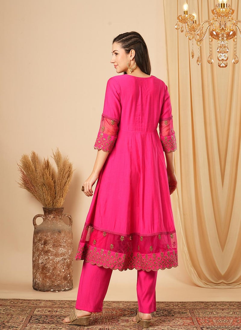 Globus Women's Pink Anarkali Kurta Set with Sequinned Yoke and Embroidered Detail - Image 4