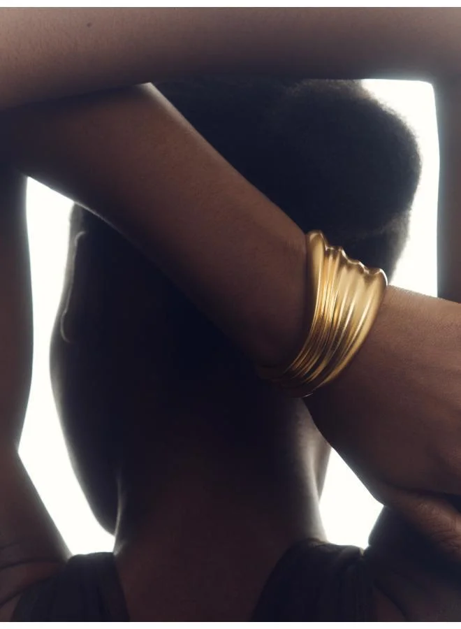 REISS Florence: Fluid Cuff