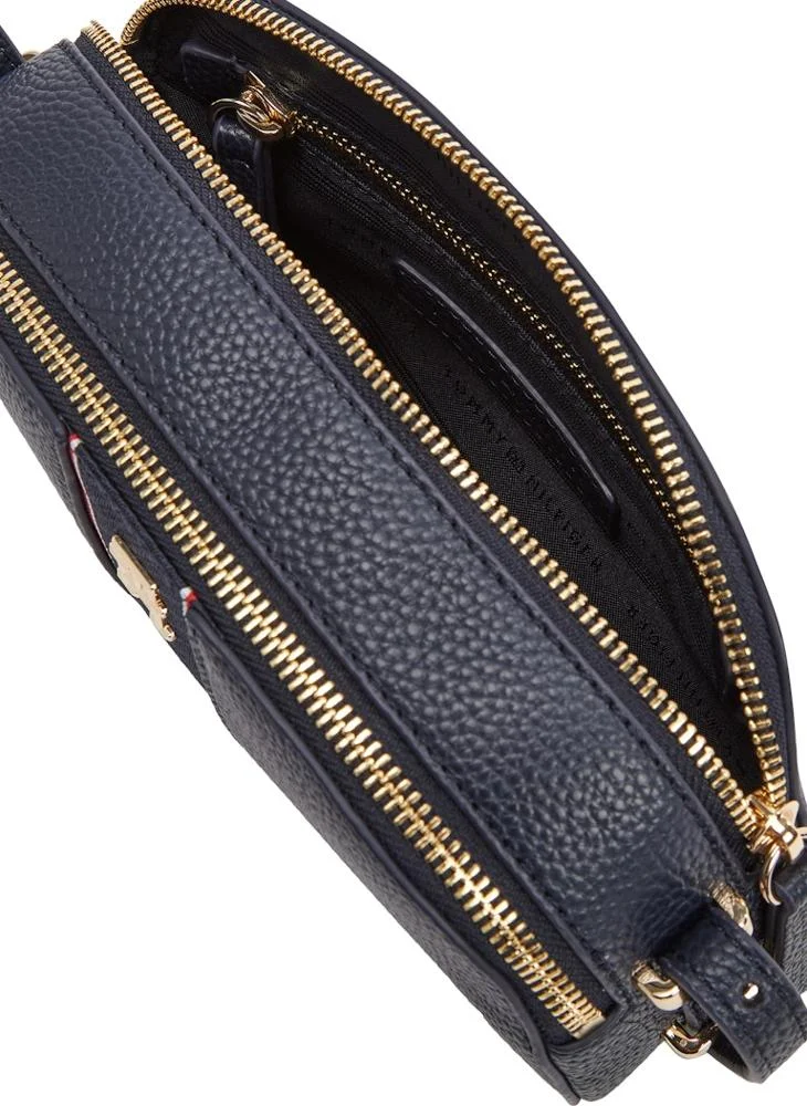 تومي هيلفيغر Logo Detail Zip Over Crossbody