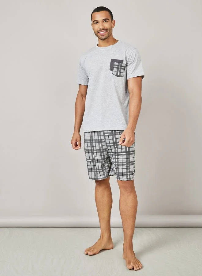 Styli Checkered Pocket Crew Neck T-Shirt and Shorts Set