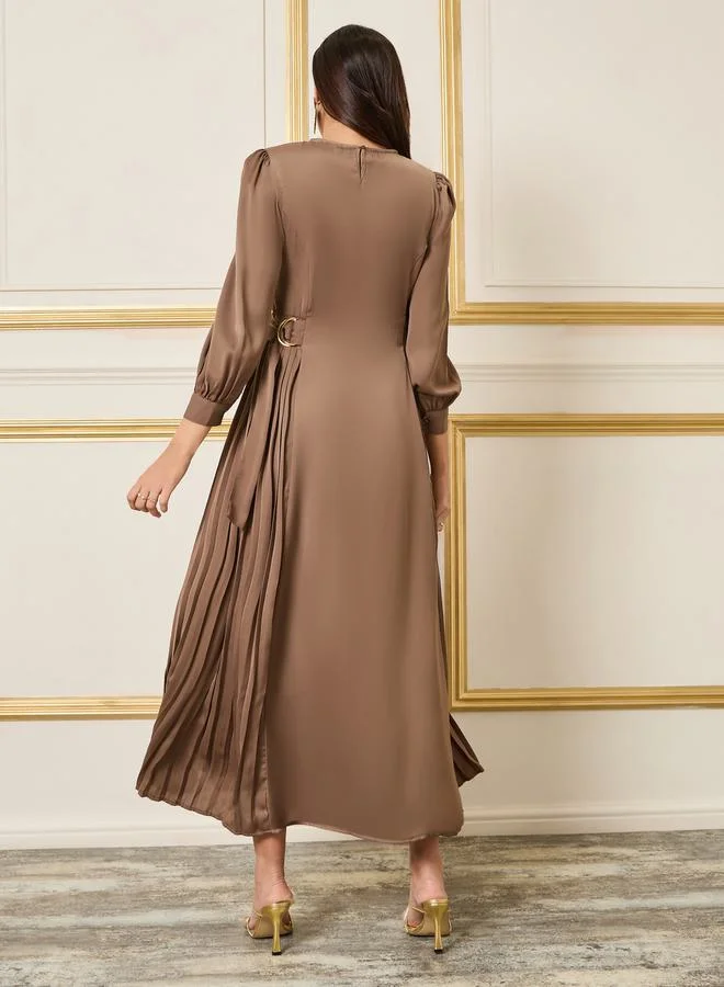 Styli Pleat Detail Side Buckle Tie Maxi Dress