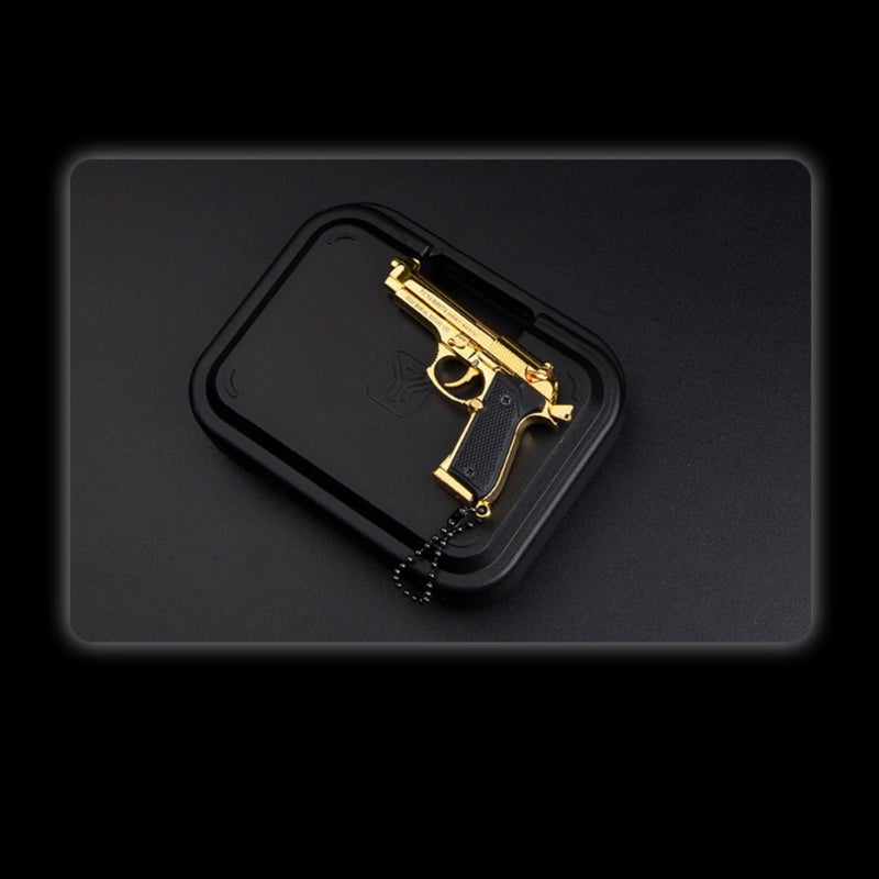 92F detachable assembly model, game metal keychain, gift pendant. - Image 5