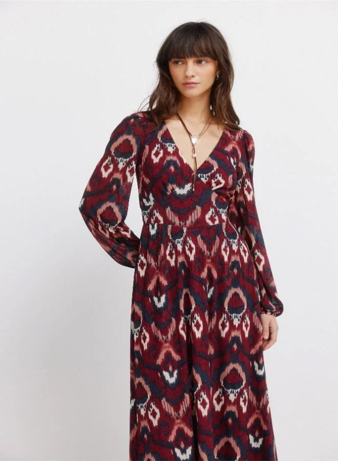 Springfield Multicoloured print long sleeve V-neck semi-fitted midi dress with underbust seam and flared skirt