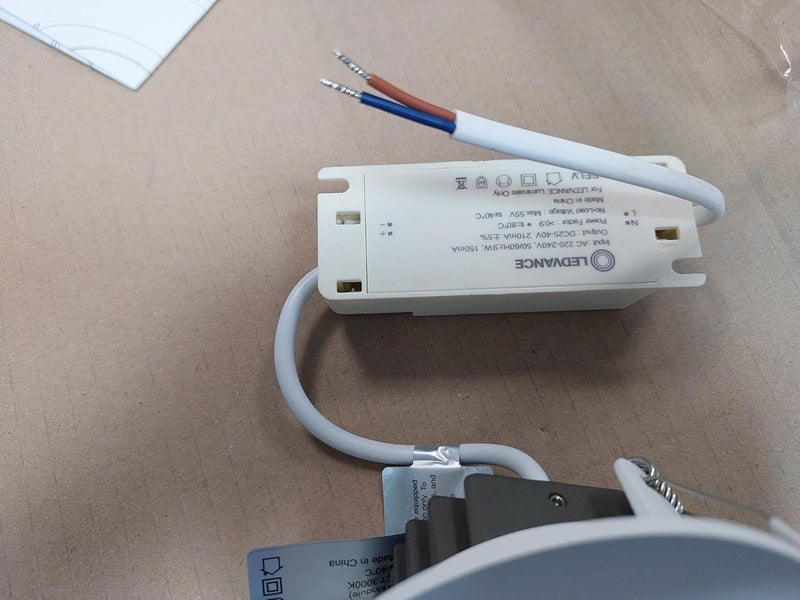 LEDVANCE سبوت لايت LEDVANCE 9 واط أبيض دافئ - Image 4