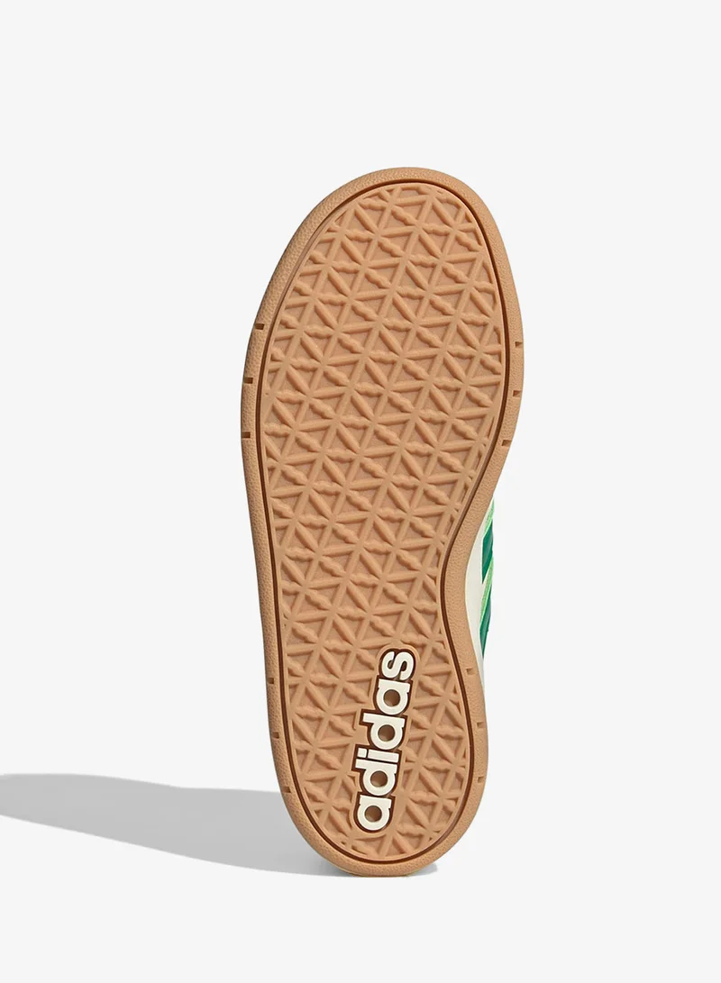 اديداس بريك بيس للأطفال