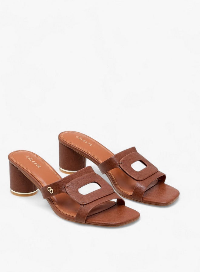 سيليست صنادل نسائية سهلة الارتداء بكعب عريض بنقوش بارزة - Image 3