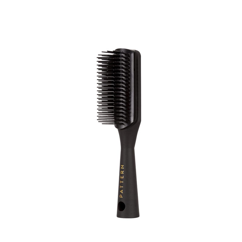 PATTERN Beauty by Tracee Ellis Ross Mini Shower Brush - Style & Detangle Curly & Coily Hair 3a-4c - Image 2