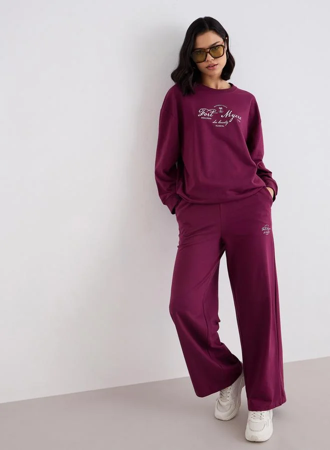 Styli Styli Women Graphic Print Sweatshirt and Joggers Co-Ords