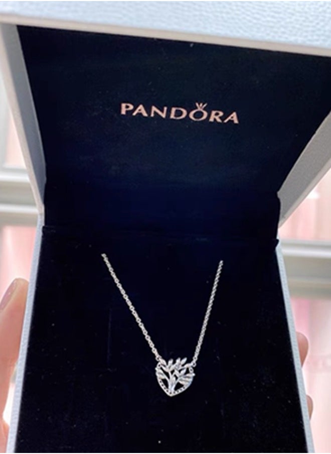 PANDORA - Heart-shaped family tree collarbone chain necklace for woman - Image 1